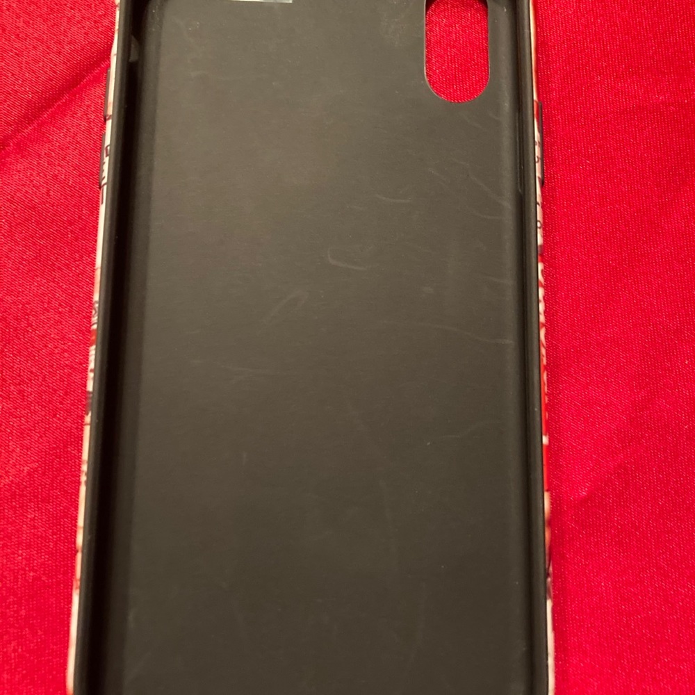 Red bubble Red Lips iPhone XR Tough - Picture 6 of 6